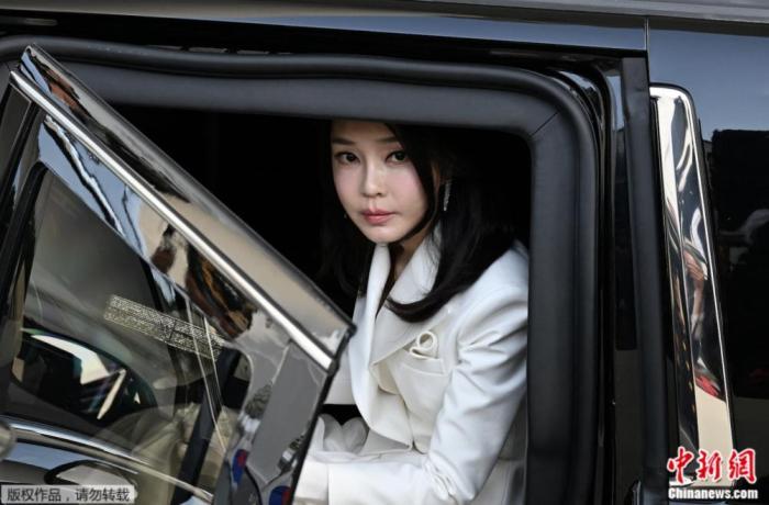 金建希涉嫌操纵股价、受贿案明日一审宣判将