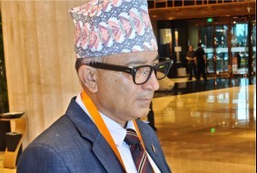 讯飞AI眼镜亮相世界市长大会 意大利市长现场求购