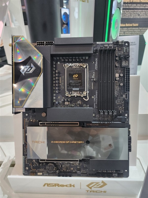 华擎台北电脑展发布十周年全系新品：覆盖主板、水冷、显卡与OLED显示器