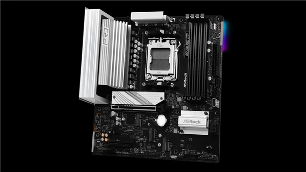 AMD锐龙9000系列在华擎AM5主板异