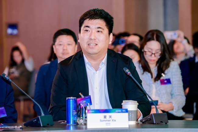 下一代手机是什么？追觅AURORA在GSMA给出了它的答案：AI原生变革