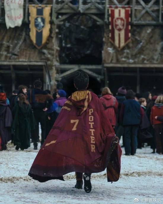 HBO剧版哈利·波特首曝高清剧照,全新卡司与90年代还原设定引热议
