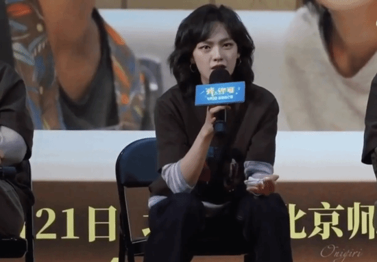文淇路演谈年轻女演员票房困境引热议,舆论两极分化
