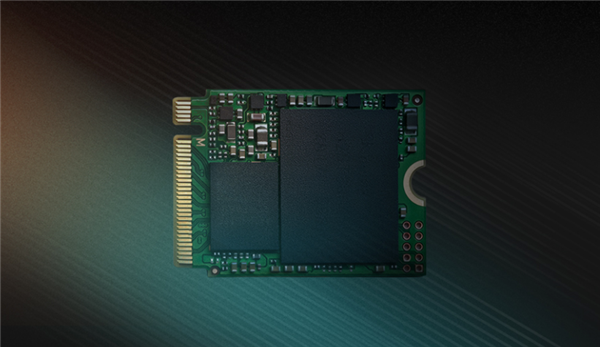 SK海力士PQC21 cSSD量产,QLC NAND赋能AI PC存储新纪元