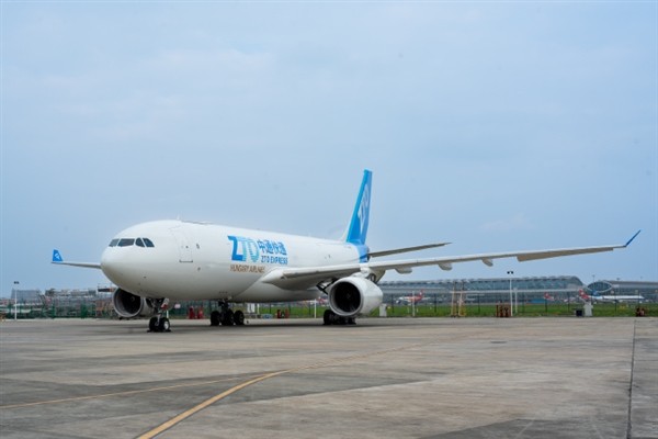 中通航空首架宽体货机首航，开通中欧洲际货运航线